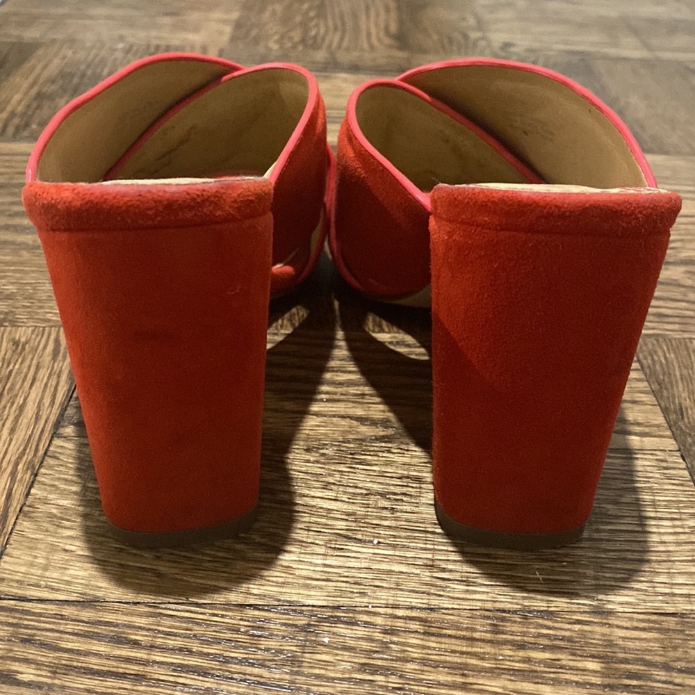 Red Splendid Heels - Picture 3 of 7
